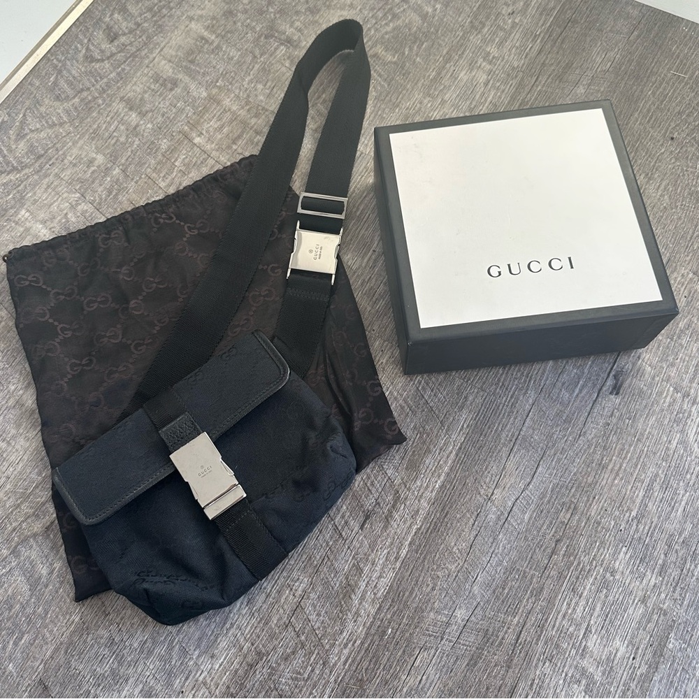 Gucci Canvas crossbody belt bag